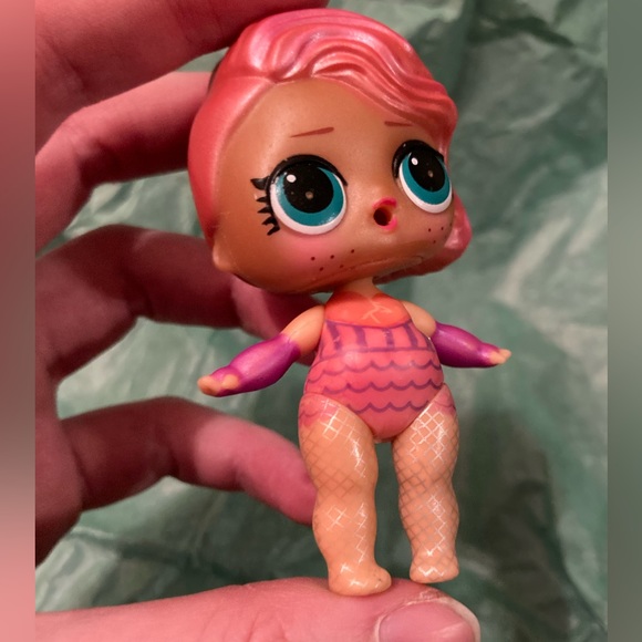 B1G2 - Pink LOL Surprise Doll Tot - Buy 1, Get 2 FREE - Picture 2 of 4